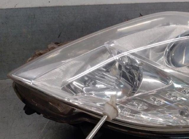 Faro derecho toyota 8113047510 prius 1.8 5550310