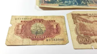 Lote 3 Billetes 100, 50 y 1 PTA.