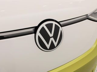 VOLKSWAGEN COMERCIALES ID. BUZZ ID. BUZZ PRO 7-ASIENTOS BATALLA LARGA 210 KW (286 CV) 86 KWH AUT 1 VEL.