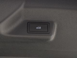 VOLKSWAGEN COMERCIALES ID. BUZZ ID. BUZZ PRO 7-ASIENTOS BATALLA LARGA 210 KW (286 CV) 86 KWH AUT 1 VEL.