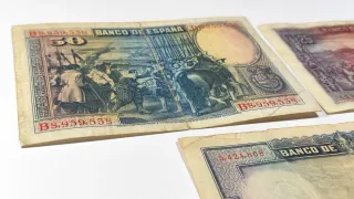 Lote 3 Billetes 100, 5p y 25 Pesetas 1928