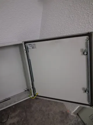 Armario Eléctrico Metálico