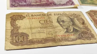 Lote 4 Billetes 100, 50, 5 y 1 pesetas