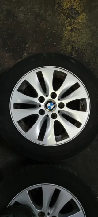 Llantas 16 con neumáticos BMW Serie 1