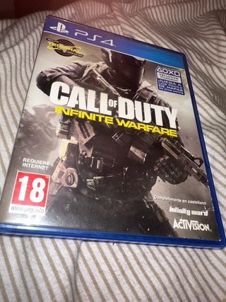 PS4 Pro 1TB + Controller + 2 Giochi.