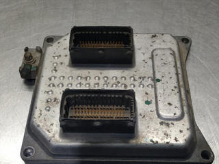 CENTRALITA MOTOR UCE OPEL VECTRA B BERLINA 553556