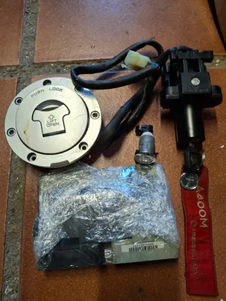 Cerraduras honda vfr 800 2006