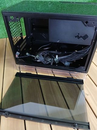 Torre PC InWin A1 Mini-ITX Negra USB 3.0 RGB