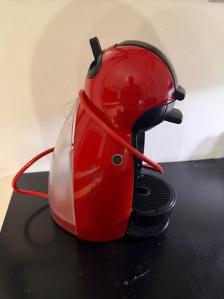 Cafetera Nescafé Dolce Gusto Roja