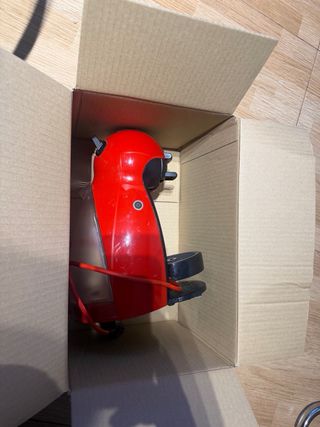 Cafetera Nescafé Dolce Gusto Roja