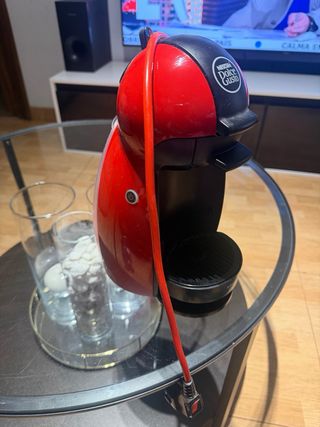 Cafetera Nescafé Dolce Gusto Roja