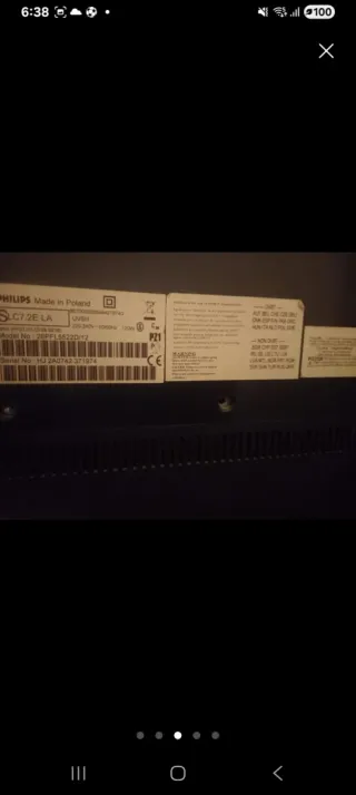 Televisor Philips con mando a distancia