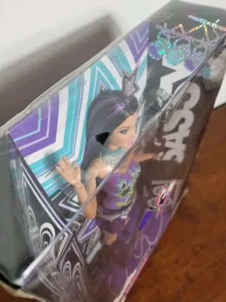 Barbie Fashionistas Hollywood Divas Sassy NRFB