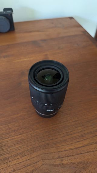 Objetivo Tamron 17-28 F2.8 Di III RXD