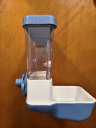 Dispensatore Automatico di Cibo per Animali TOKAYIFE 800ml, Regolabile Senza Corrente per Gabbie