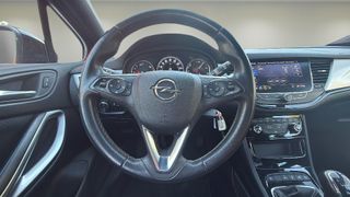 Opel Astra 1.2 Turbo SHL GS Line 81 kW (110 CV)