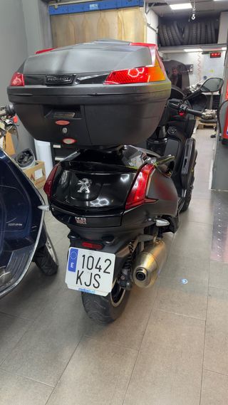 Peugeot Metropolis 400 - Carnet Coche