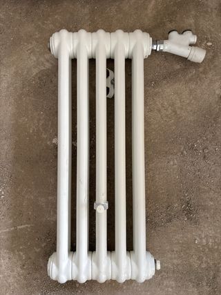 Radiador de hierro  Hay mas unidades  mas medidas