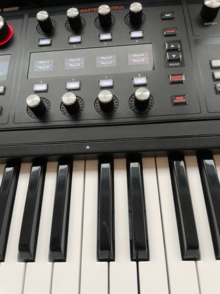 ASM Hydrasynth Keyboard Sintetizador