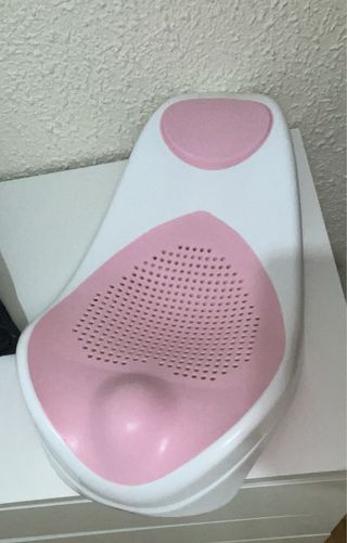 Sostén para bañera de bebé rosa y blanco