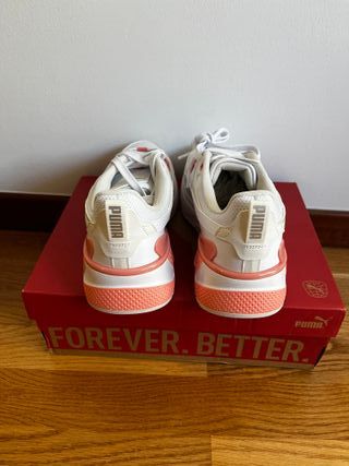 Zapatillas Puma - Talla 40 - Color blanco - Nuevas