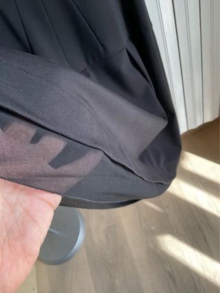 Vestito CONBIPEL nero elegante smanicato