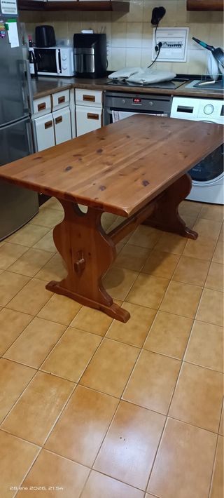 Conjunto mesa y banco madera maciza