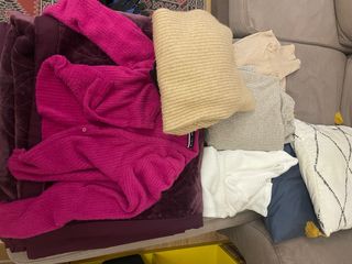 Lote 4jerséis punto beige y rosa