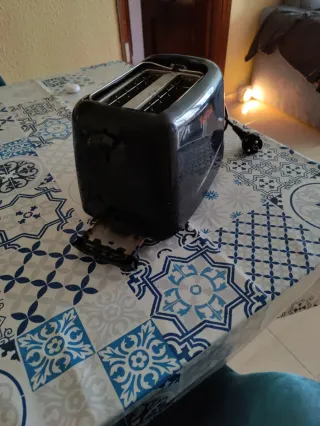 Tostador eléctrico Tefal negro