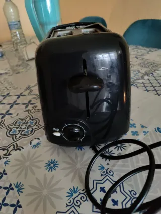 Tostador eléctrico Tefal negro