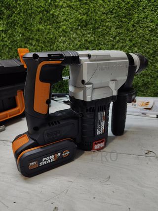 Martillo ligero a batería con maletín - Worx