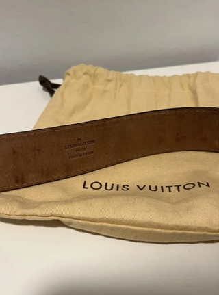Cinturón LV marrón dorado talla 95
