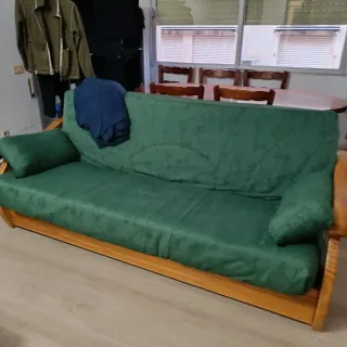 Sofá Cama. RECOGER en Santiago de la Ribera.