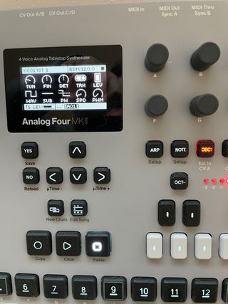 Elektron Analog Four MKII Sintetizador Gris