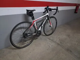 Bicicleta de carretera Speedrom BH.  Talla S