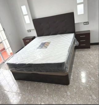 Canapés abatibles y colchónes nuevos