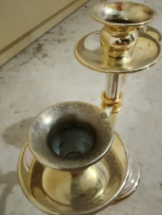 Candelabro vintage metal dorado