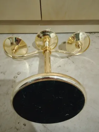 Candelabro vintage metal dorado