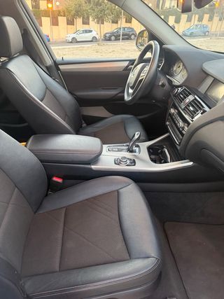 BMW X3 sdrive xline techo solar