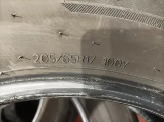 Neumático Hankook 205/65/17 100Y