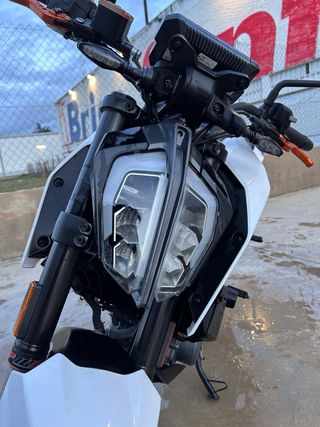 KTM Duke 390