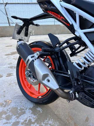 KTM Duke 390