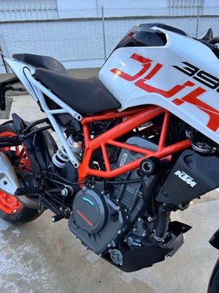 KTM Duke 390