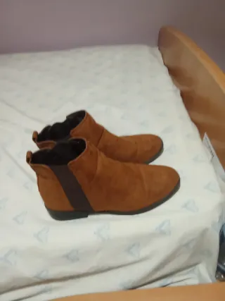 Botines marrones bajos