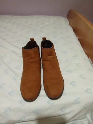 Botines marrones bajos