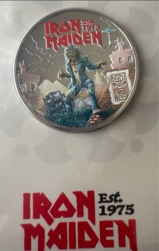 Moneda IRON MAIDEN £5 UK Color SC