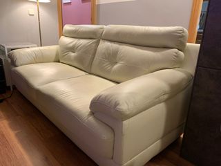 Sofá y sillón piel de búfala marfil