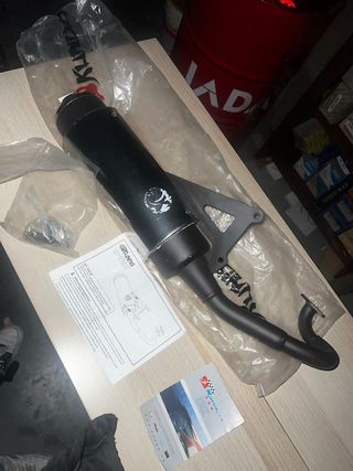 Escape Kundo Minarelli Horizontal Negro