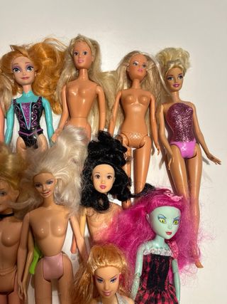 Lotto 15 bambole assortite