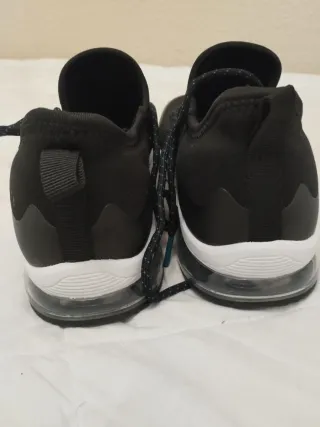 Zapatillas Pull&Bear Talla 41 Negras/Gris